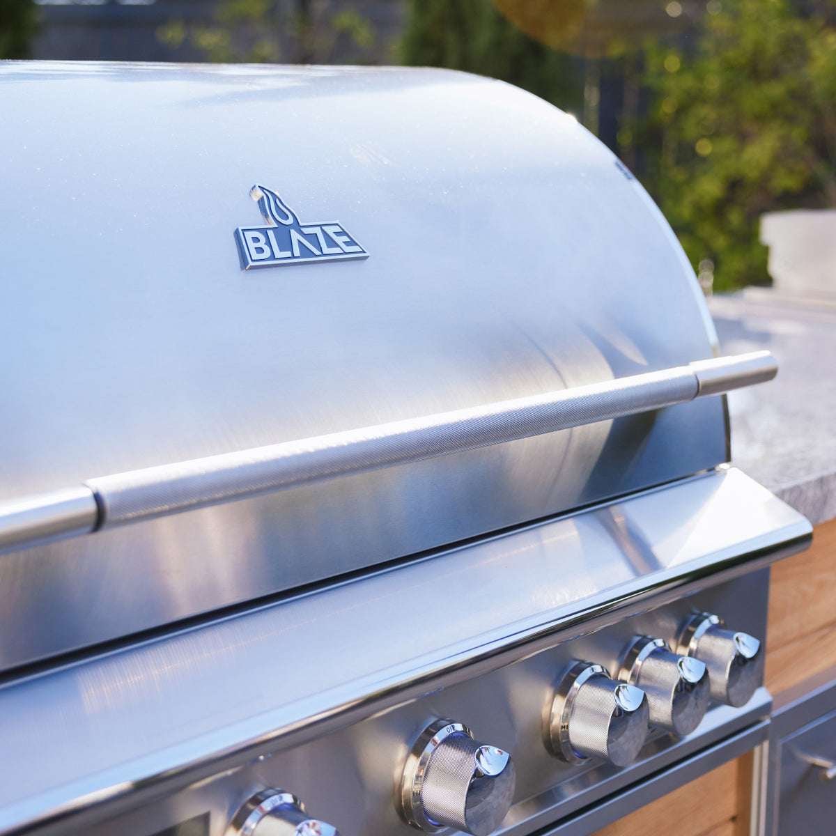 Blaze LTE PRO 32-Inch 4-Burner Propane Gas Grill